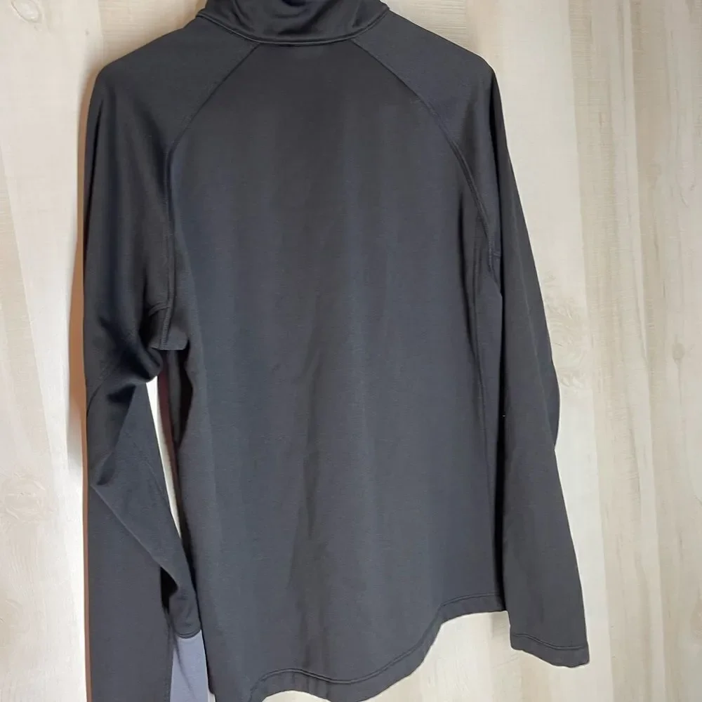 The North Face Canyonlands black 1/2 zip long‎ sleeve pullover, size large